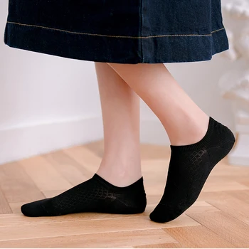 

New spring and summer women's socks, increase heel, non-slip silicone slippers, invisible ladies socks 5 pairs / piece