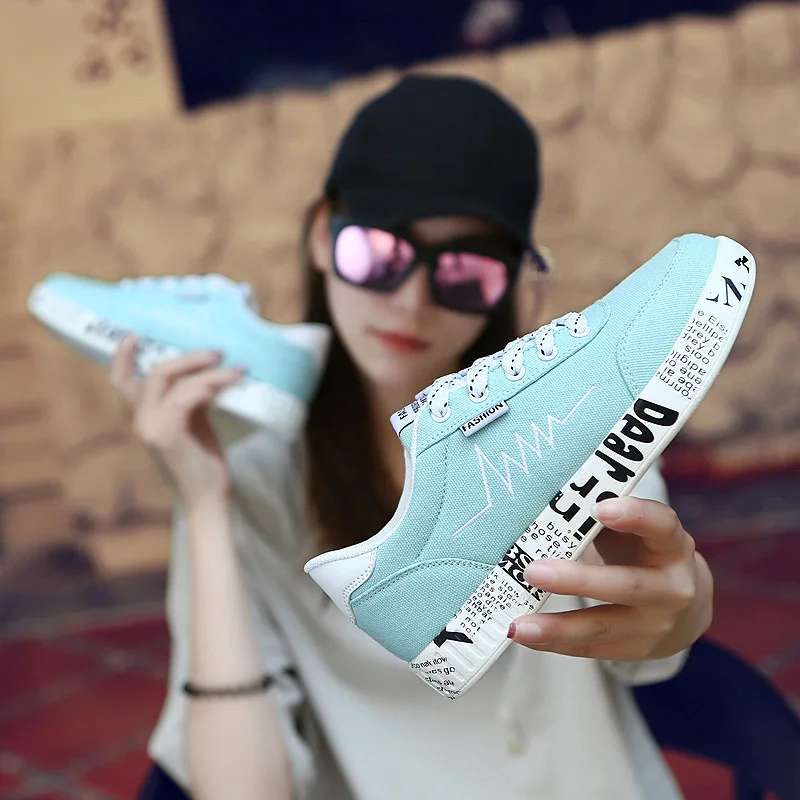 

Summer Couples Canvas Shoes Women's Korean-style Fashion Black And White with Pattern Cloth Shoes Junior High School Students Ca