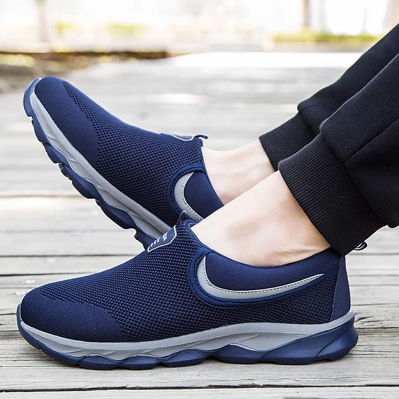 

Middle-aged Lightweight Breathable Walking Shoes Anti-slip Soft-Sole Mom Shoes Father Shoes Shock Absorption Safety Shoes