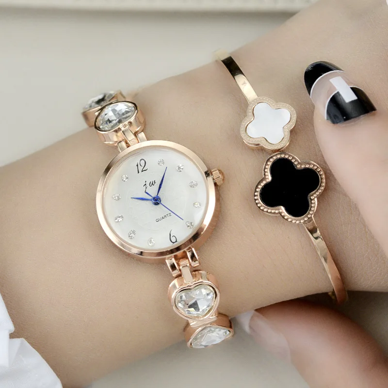 

Summer New Style Korean-style Trend of Fashion Heart Shape WOMEN'S Watch Elegant Noodles Jw Ring zuan shou lian Table