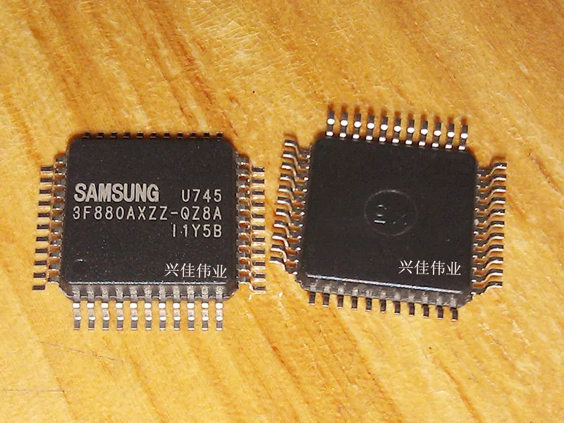 S3F880AXZZ-QZ8A QFP64