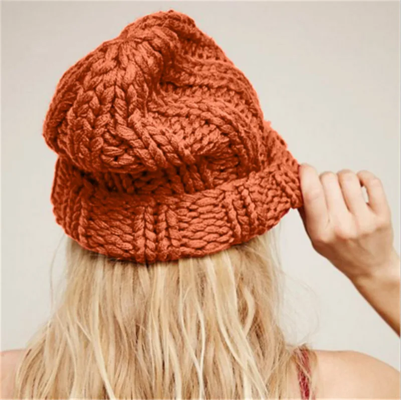 1 Pcs Hat European Casual Beanies for Women Warm Knitted Winter Hat Fashion Solid Hip-hop Beanie Hat Unisex Cap - Цвет: B