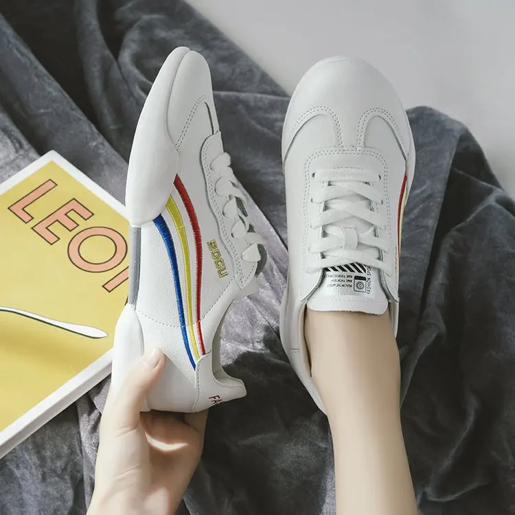 

Small White Shoes Women's 2019 Autumn New Products Breathable Sports White Shoes Multi-color Stripe Pu Hide Substance Casual Sho
