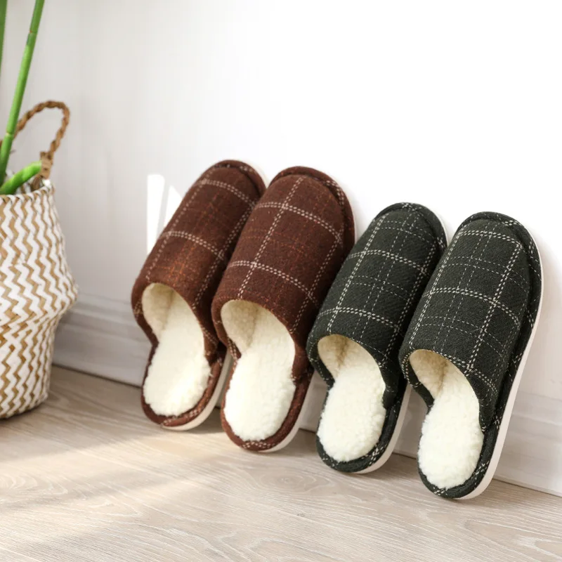

Мужские и женские новые тапочки осень-зима плюшевые хлопковые тапочки теплые Нескользящие тапочки домашняя обувь для пар