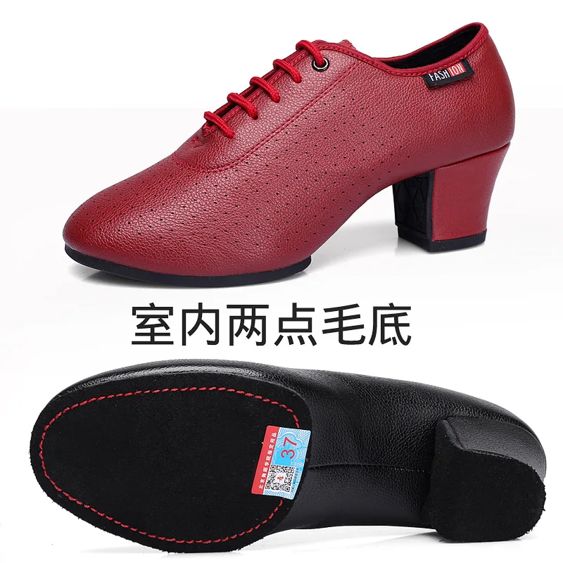 Женские кожаные танцевальные туфли на среднем каблуке для взрослых; Современные женские туфли для танцев в стиле джаз, латинских, бальных, стандартных Танго, Fllamenco - Цвет: red A