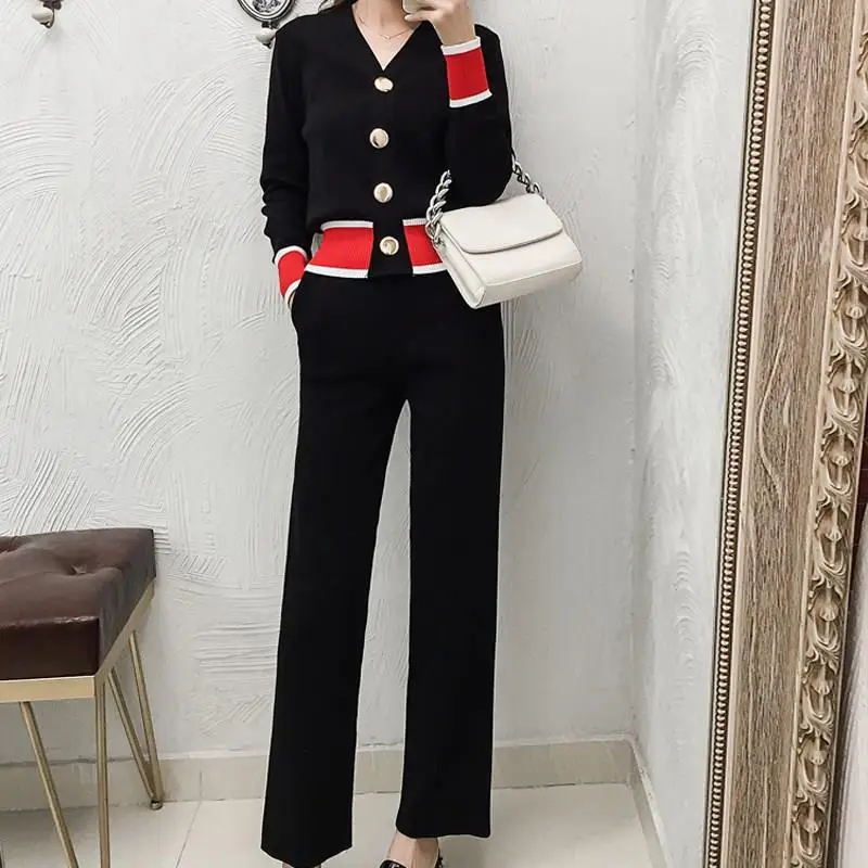 

2019 Spring Women Knitted Cardigans Pants 2 Pieces Sets Contrast Single Breasted Sweater Top And Wide Leg Pants Suits