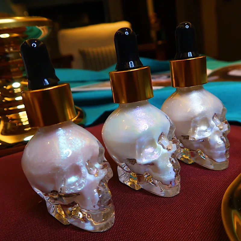 

Skull Shimmer Glitter Highlighter Illuminator Silver Golden Diamond Highlighter Makeup Face Glow Cosmetic Highlight High Gloss