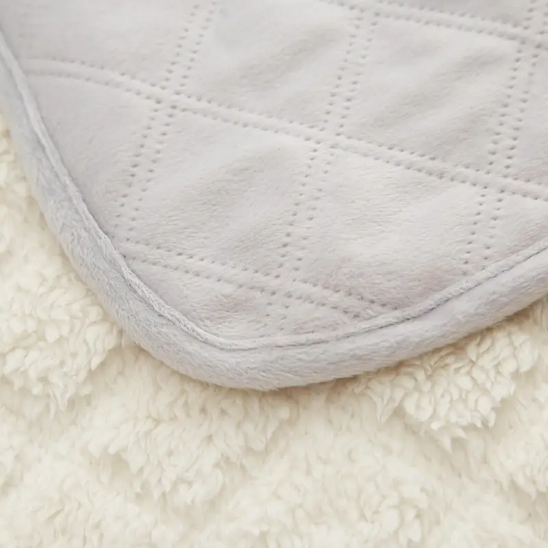 Waffle hand-stitched double-layered lambskin blankets, warm and comfortable double-sided sleep for children