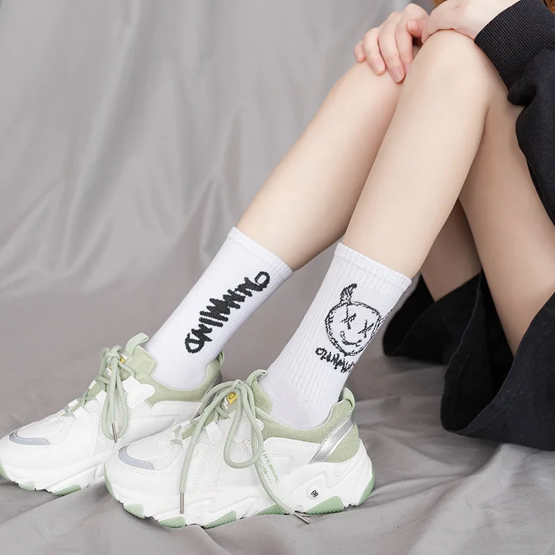 Cotton Cartoon Pattern Hip Hop Style Breathable Mid Tube Socks Women Skateboard Socks 1Pair Soft Long Sock for Men Japanese
