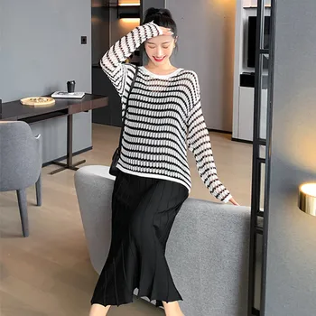 

7911 Autumn Korean Fashion Maternity Long Dress Elegant Striped Knitted Shirts + Sling Sets Clothes for Pregnant Women Pregnancy