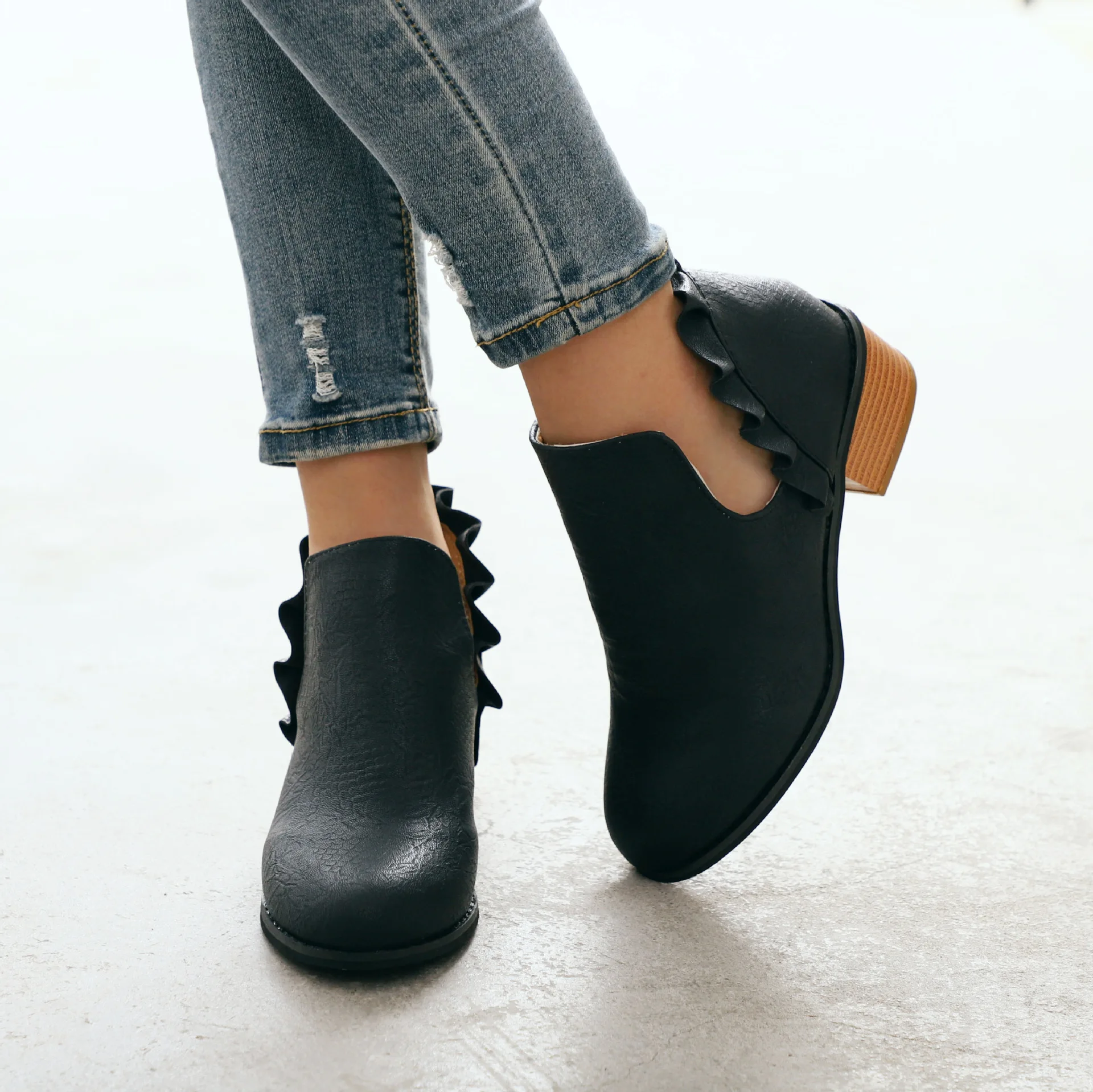 2019 г. Новые женские ботинки Осень зима Botas Feminina короткие сапоги с круглым носком и