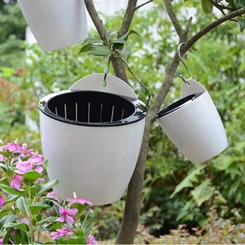 

5pcs Automatic Water Absorption Plant Flower Pot Wall Hanging Vertical Garden Pots Creative Garden Jardin Decoration (White)