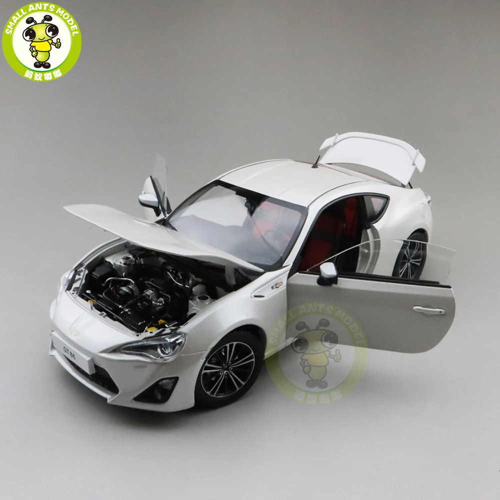 1/18 86 GT GT86 гоночный автомобиль литая модель автомобиля игрушки для мальчиков и девочек Подарки