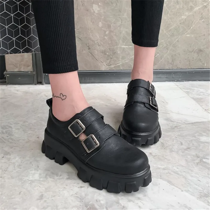 PXELENA Hot Creepers Vrouwen Schoenen Grote Maat 34 45 Platte Platform  Schoenen Ronde Neus Gesp Punk Rock Gothic Flats dames Zwart Wit|Platte  damesschoenen| - AliExpress