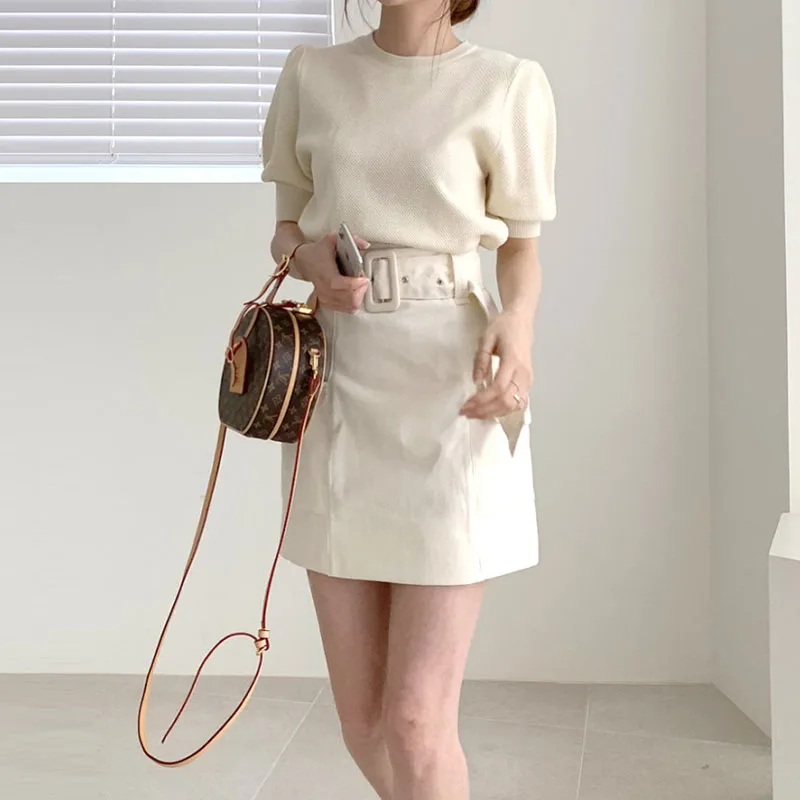 2020 Summer Short Sleeve O-Neck Pullovers Women Bubble Sleeves Korean Knitted Solid Elegant Fashion Ladies T-Shirts Tops