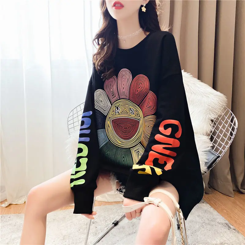 

New loose Korean style mid long round neck sweater for women in autumn / winter 2020
