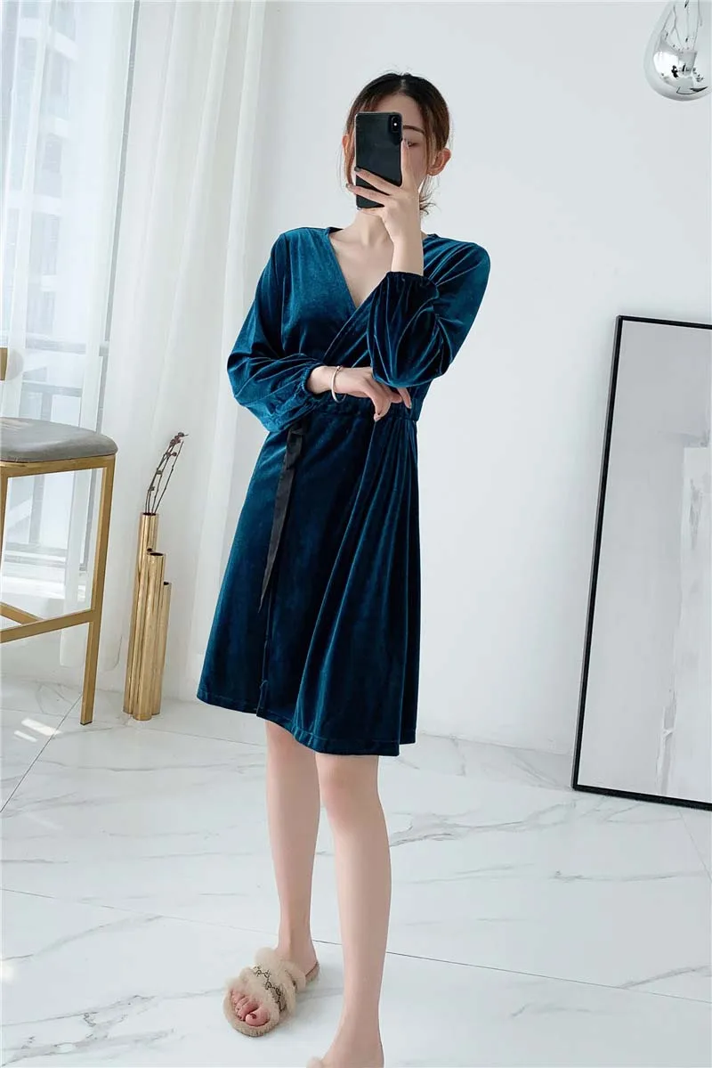 12149402150_2043651032