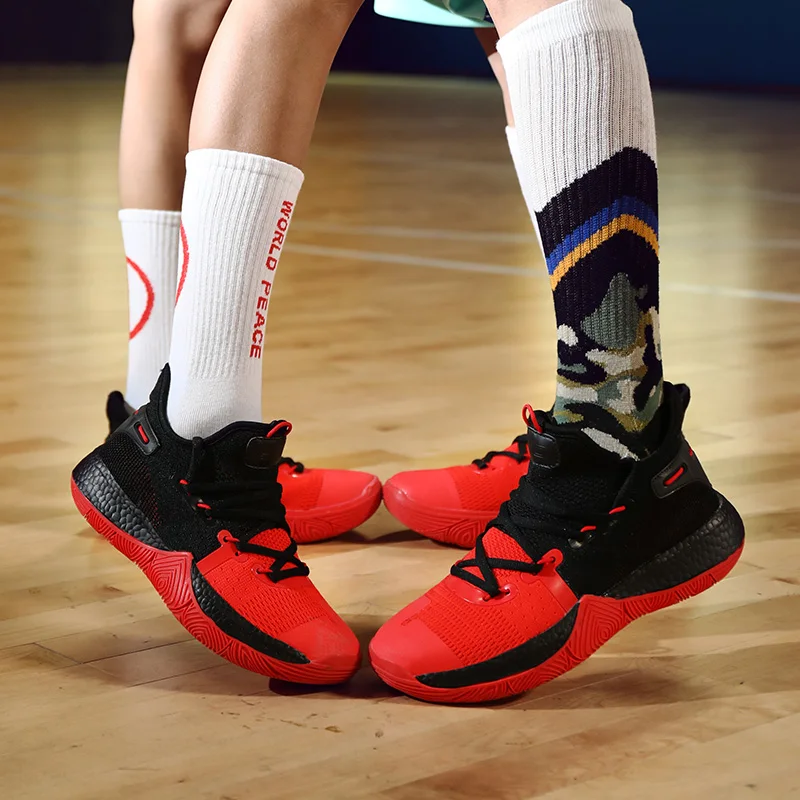 Новинка; молодежные баскетбольные кроссовки для мальчиков; большой размер 46; женская и Мужская баскетбольная обувь; Kyrie 4; сетчатый светильник; спортивная обувь для влюбленных; Uptempo Boots