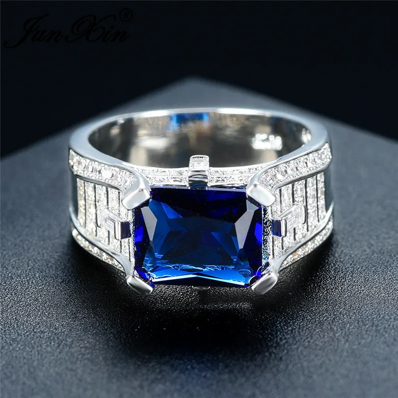Роскошные прямоугольные кольца с кристаллами зеленого и синего камня для мужчин