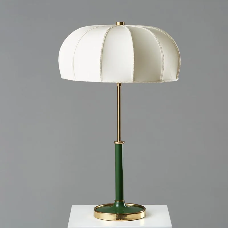 

Post Modern Simple Living Room Fabric Shade Table Lamp Designer Sample Room Bedroom Beside Table Lights Study Room LED Lightings