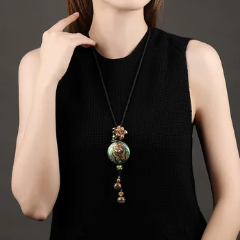

Green Chinese Ethnic Pearl Ball Pendant Necklaces Butterfly Women Black Long Chain Insect Necklace Fashion Jewelry Gifts Women