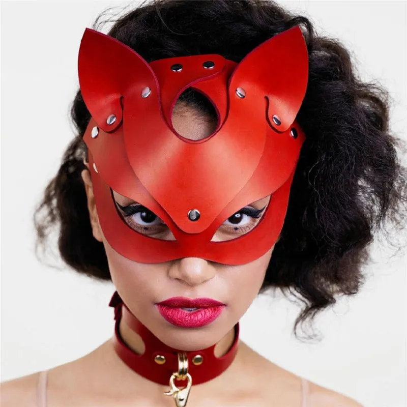 Готическая женская маска кошки с металлическими заклепками, регулируемая маска на половину лица для карнавала, Хэллоуина, костюма, аксессуары для косплея, Вечерние Маски
