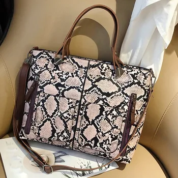 

Fashion ladies leather snakeskin handbag Messenger bag noble temperament lady designer Bolsos Mujer 2020 New Сумка на плечо