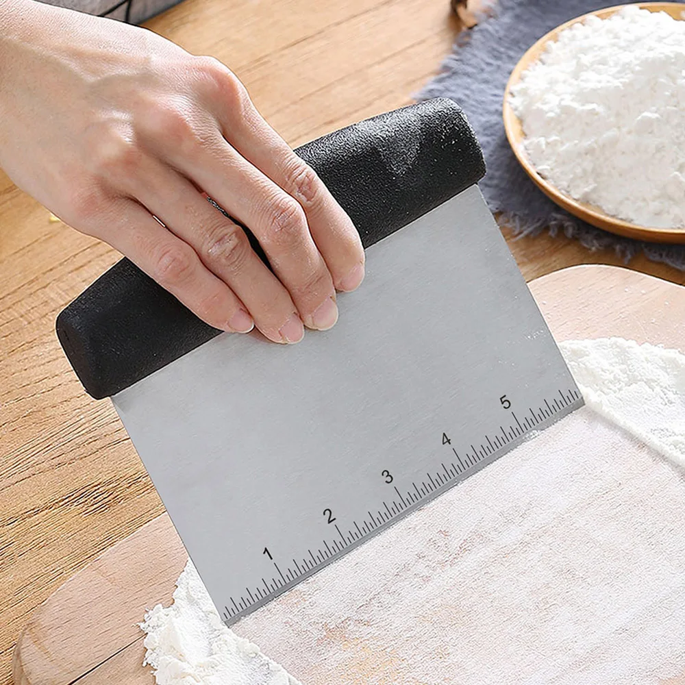 Stainless Steel Dough Cutter Scraper Bread Chopper with Scale Pastry Spatula Pizza Scraper Baking Fondant Cake Decoration Tool