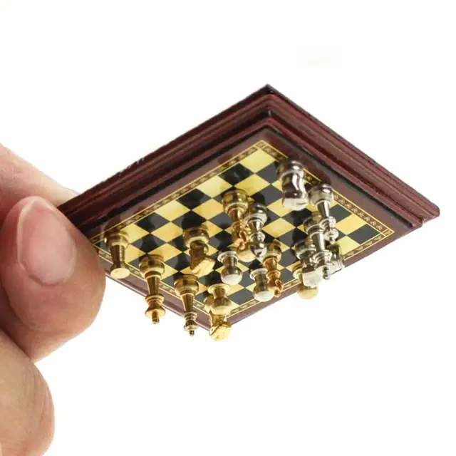 1:12 Miniature Magnetic Chess Table Set Mini Game Living Accessories Decoration Dollhouse House Board Room Plays Dolls Home G 4