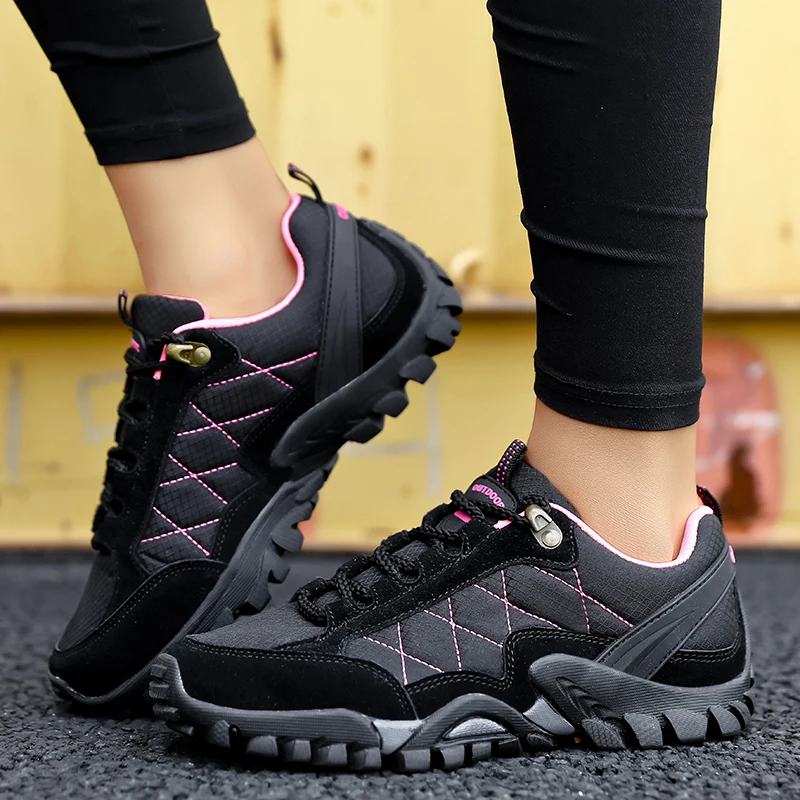 STS Women's Outdoor Hiking Flats Shoes Hiking Shoes Women Suede Waterproof Keep Warm Anti-Slip Climbing Mountain Flat Sneakers