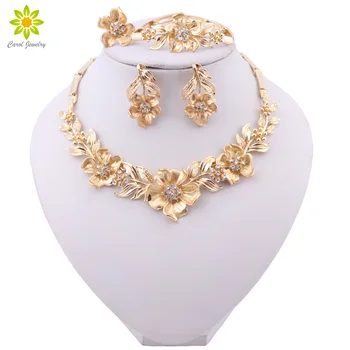 

Dubai Gold color Flower Shape Jewelry Sets Women Fashion Crystal Necklace Bracelets Earrings Ring Set Wedding Bride Sets