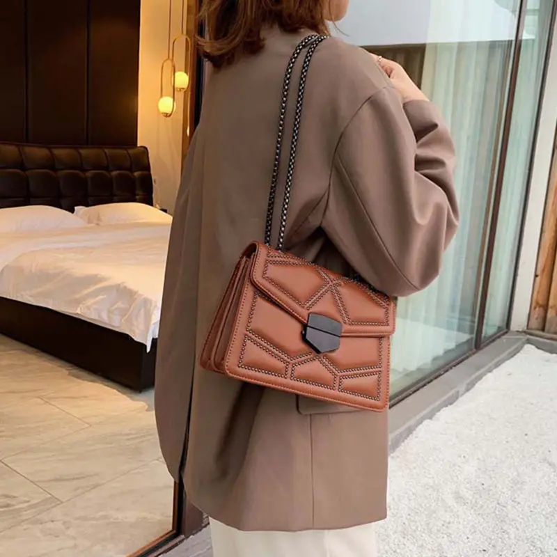 Vintage Small Rivet Flap Chain Shoulder Messenger Crossbody Bags Women Handbags Fashion Ladies Clutch Casual Totes Female Purse