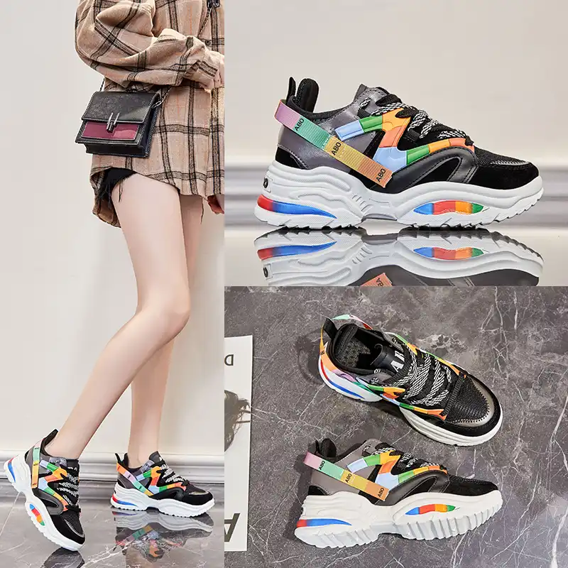 womens ozweego shoes