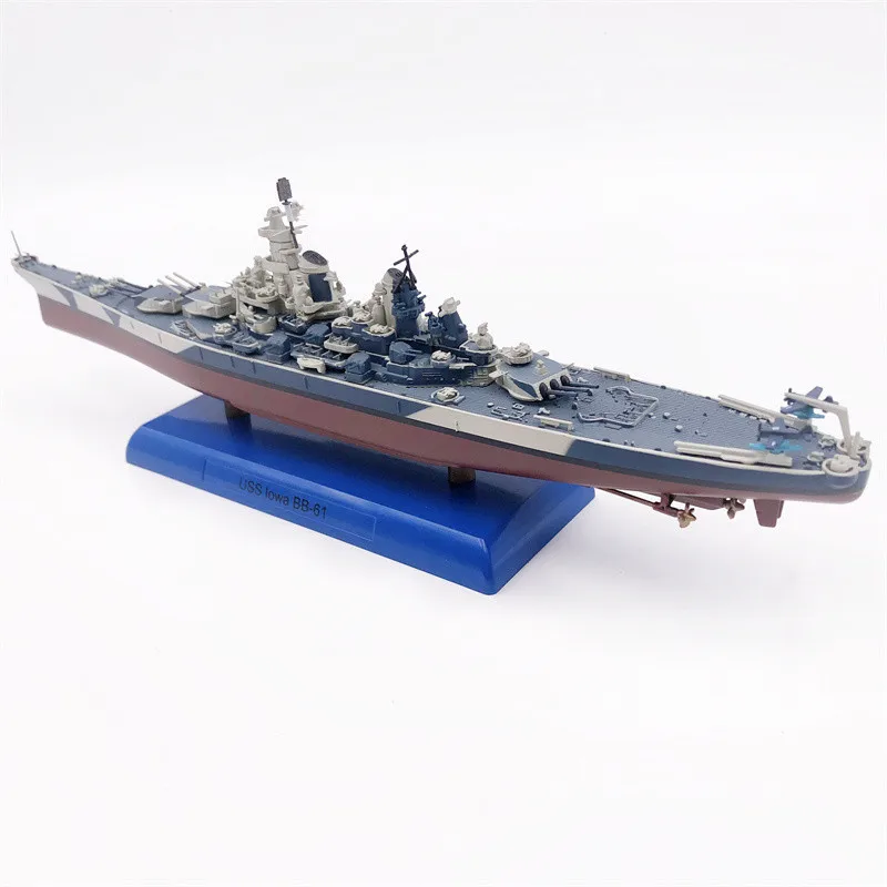 

World of Warships 1/1000 Battleship USS Iowa BB-61 Finished Model Alloy Hull Military Ornaments Static Ship Model Collection