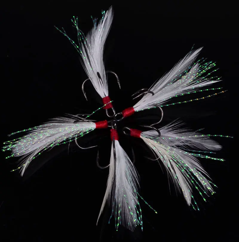 

10pcs/lot Three anchor hook three hook three-claw hook anchor hook with feather fishing tool Lure fishing gear