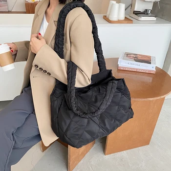 

Winter Trend Silk Soft Warm Shoulder Bags For Women 2020 Simple Large Handbags Women's Travel Branded Trending Hand Bag ladies