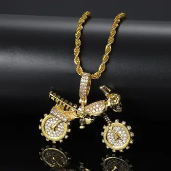 

Micro-inlaid Zircon Skull Motorcycle Pendant Solid Soul Chariot Men's Necklace Hip Hop PersonalityJewelry