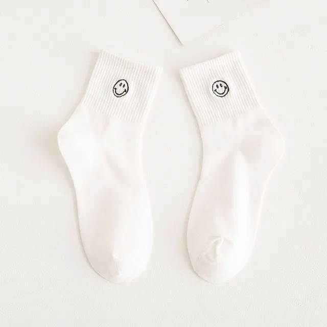 Smile Embroidery Woman Cotton Crew Socks Autumn Winter Cute Casual Elastic Ribbon Solid Color White Black Girl Tube Socks Chic white