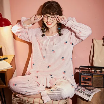 

Autumn Winter New Sweet Thicken Pajamas For Women Long-sleeve Lace Bow Rose Printing Ribbing Loose Warm Casual Home Sleepwear