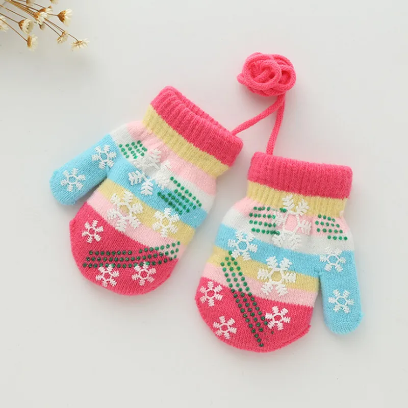 Детские зимние полосатые перчатки, мягкие теплые вязаные вещи для зимы, варежки, Рождественские теплые детские перчатки