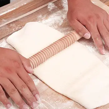 

1pcs Creative Wooden thread rolling pin French Wooden Baking Dumpling pin Dough Roll Tool rolling skin Roller U9Y3