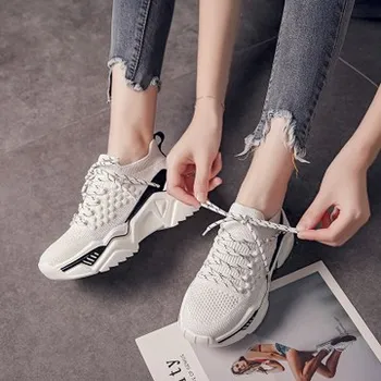 

2019 new summer and autumn breathable ladies flat sneakers net red super hot wild running women's shoes tide