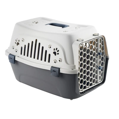 pet carrier