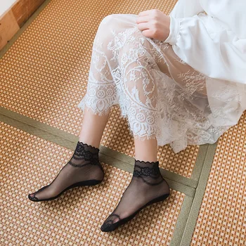

Sexy Lace Women Socks Ultra-thin Short Socks Girls Fashion Chiffon Floral Socks Calcetines Mujer Summer