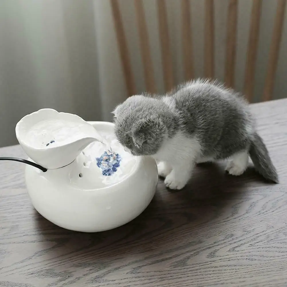 Smart-Ceramics-Pet-Water-Fountain-For-Cat-Dog-Automatic-Water-Drinking-Bowl-Dish-Dispenser.jpg Okos Kerámiák Kedvtelésből Tartott Állati Szökőkút Macskás Kutya Automatikus Víz Ivó Tál Edény Adagoló - Image 1
