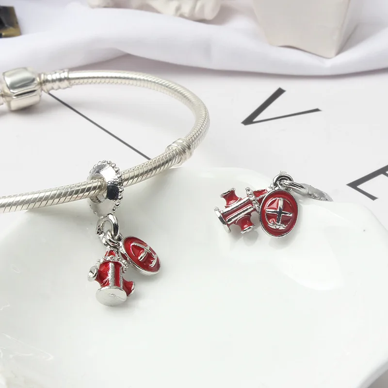 9402826724_2045298408