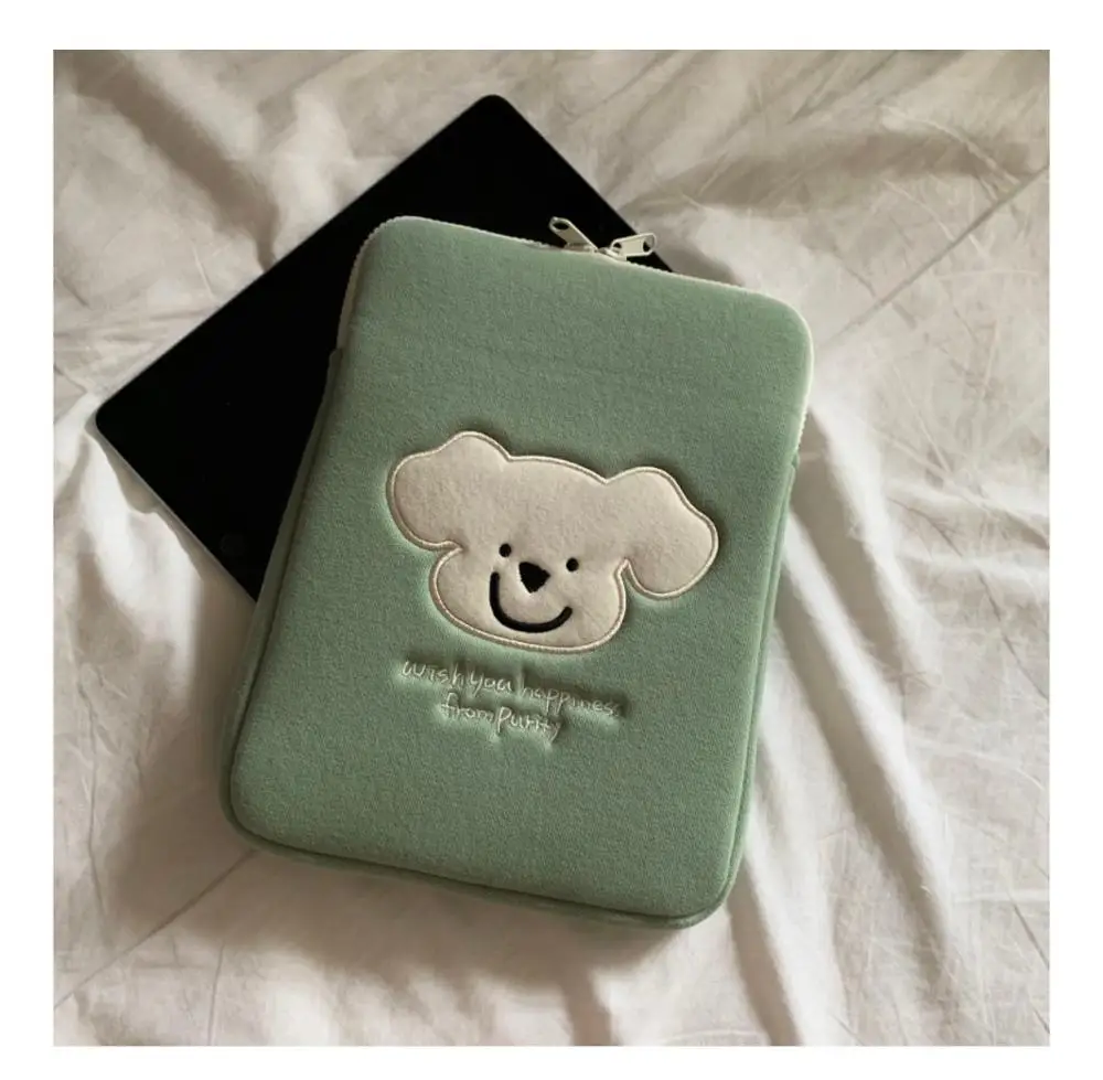 

Korean Tablet Case INS Cute Bear Embroidery Hand Holding Hablet ipad Laptop 11 inch Inner Bag for Girl Fashion Style
