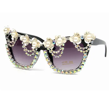 

Brand Design Handmade Rhinestone Cat Eye Sunglasses Fashion Glasses Women Flower with Pearl Round Vintage Sunglasses Beach Party
