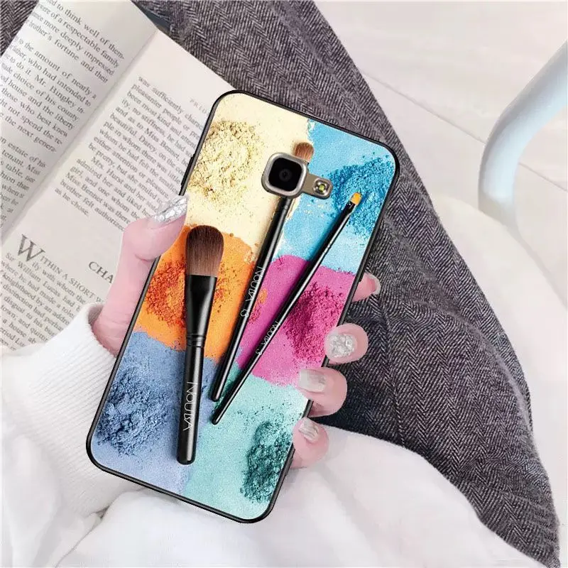 Girl love makeup brush