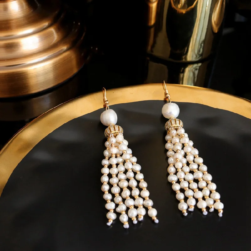 

DAIMI Fashion Wild Freshwater Pearl Earrings Long Temperament Ladies Earrings